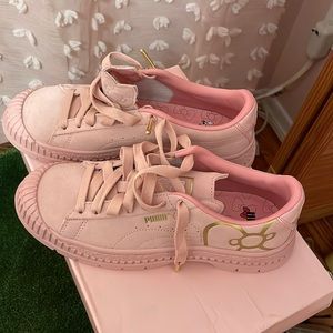 Puma x Hello Kitty Brand New Sneakers Size 7